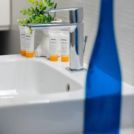 Cosy With Smart Tv By Renters Apartment *