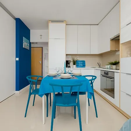 Cosy With Smart Tv By Renters Appartement Varsovie