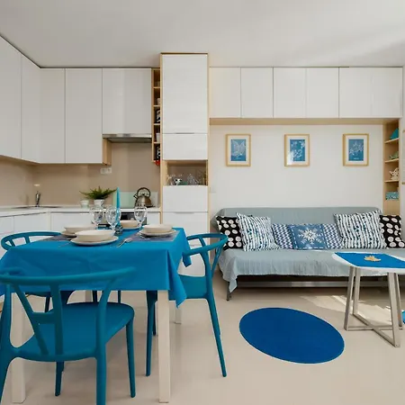 Cosy With Smart Tv By Renters Appartement *