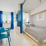 Cosy With Smart Tv By Renters Βαρσοβία